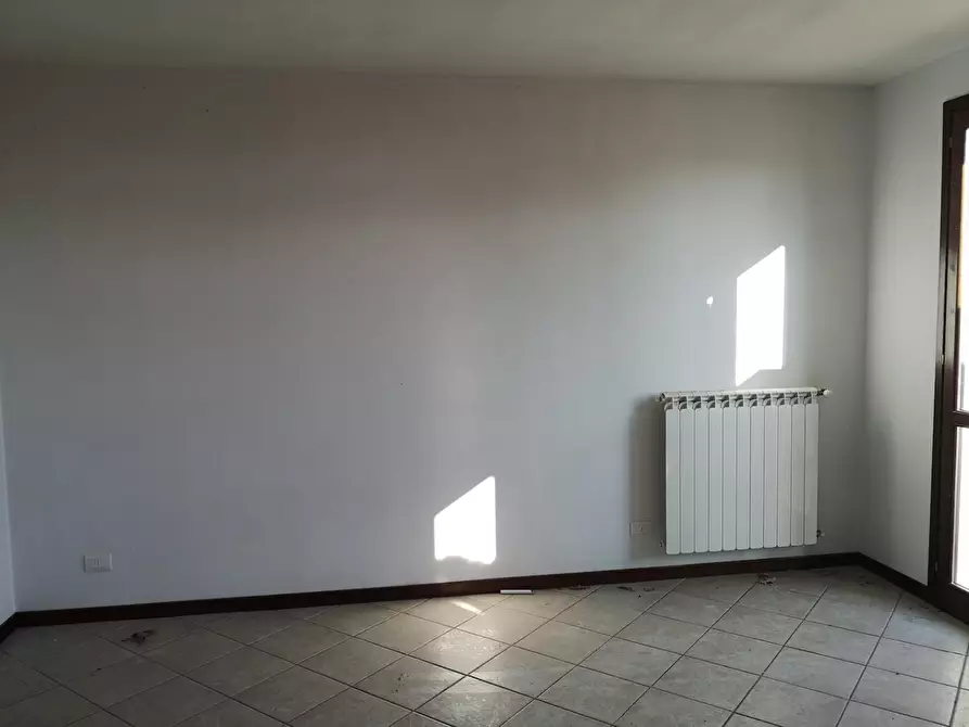 Immagine 4 di Appartamento in vendita  a Santa Maria A Monte