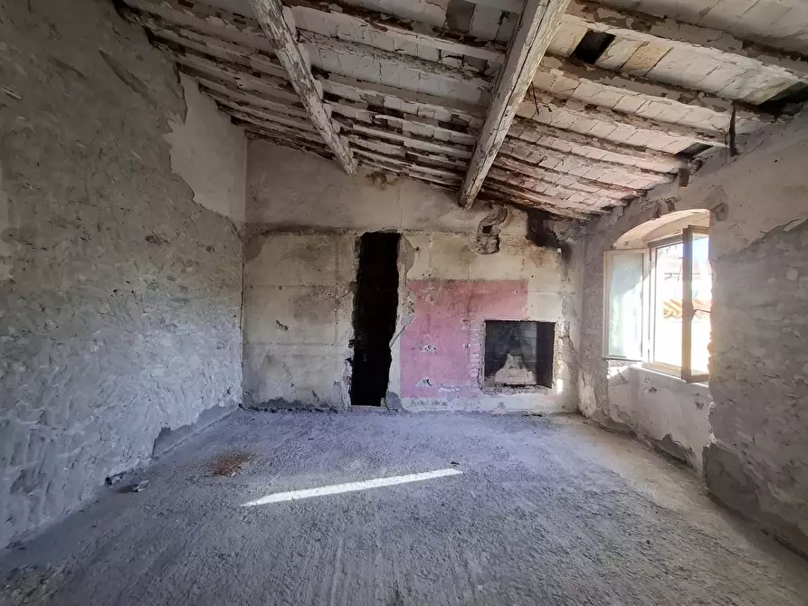 Immagine 13 di Terratetto in vendita  a Carrara