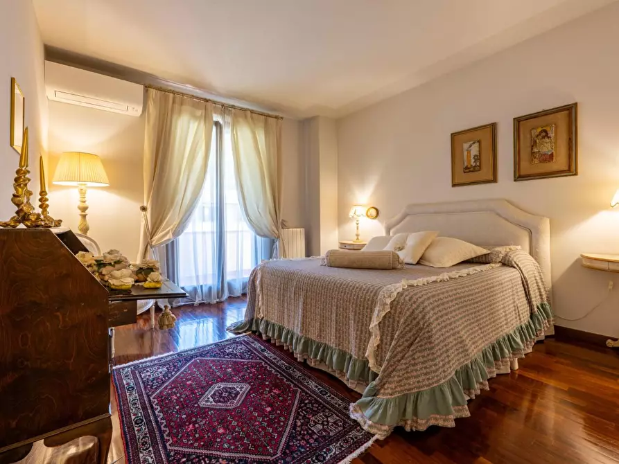 Immagine 7 di Casa bifamiliare in vendita  a San Giuliano Terme