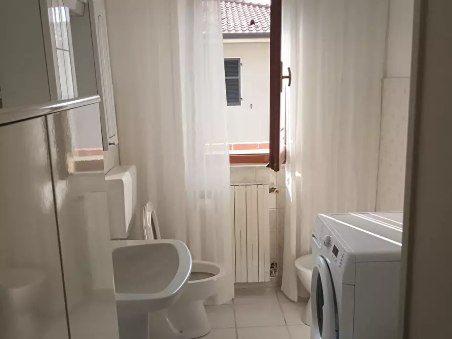Immagine 6 di Appartamento in vendita  a Carrara