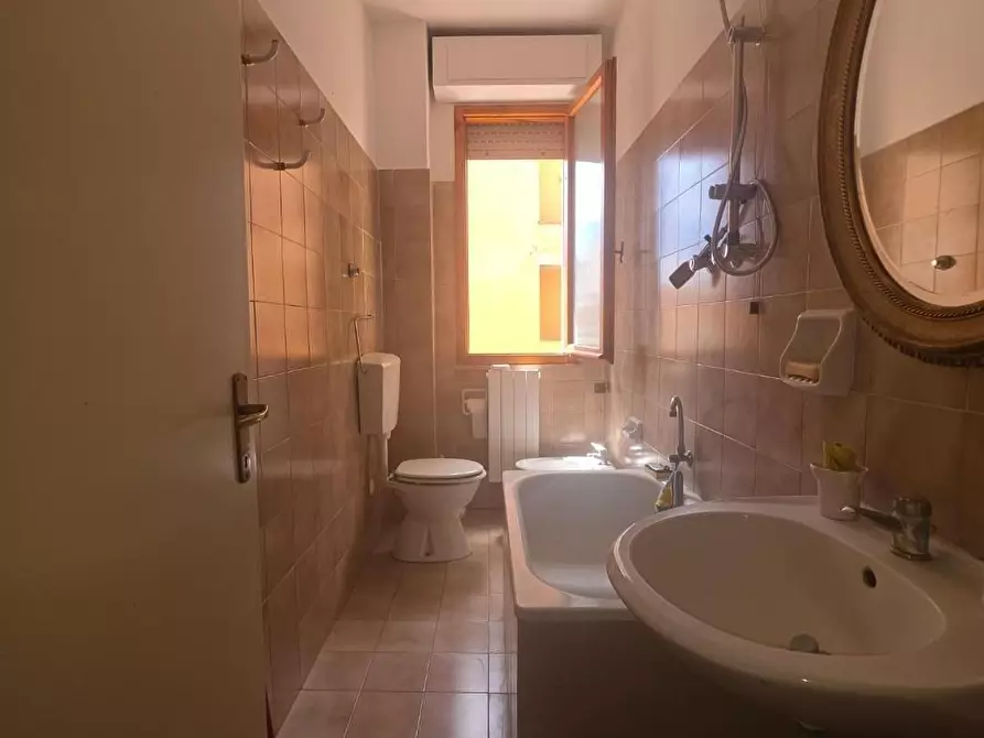 Immagine 16 di Appartamento in vendita  a Cascina