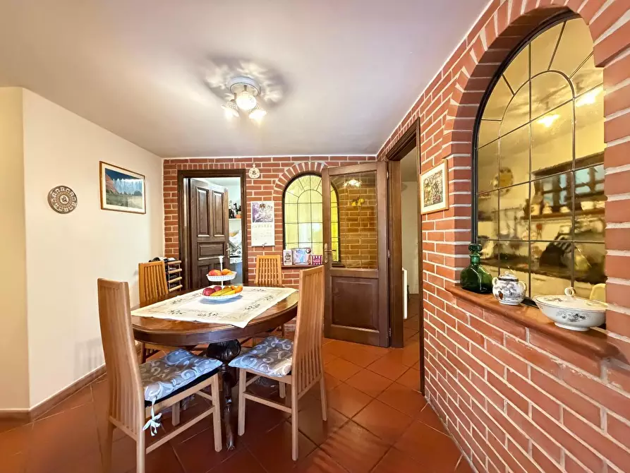 Immagine 24 di Villa in vendita  a Lucca