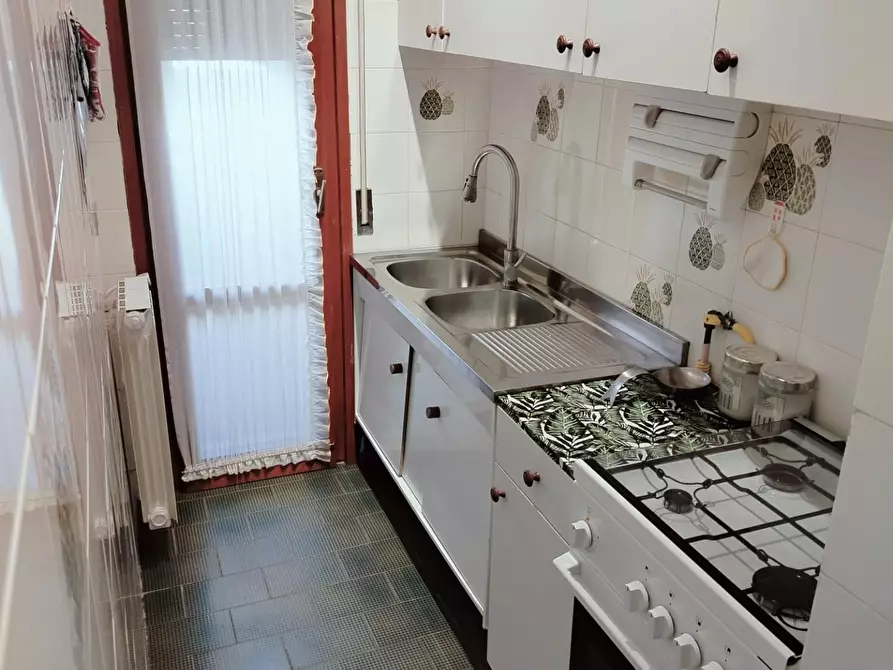 Immagine 5 di Appartamento in vendita  a Rosignano Marittimo