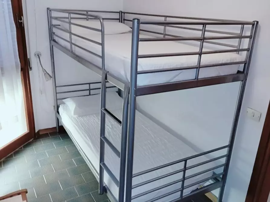 Immagine 13 di Appartamento in vendita  a Rosignano Marittimo