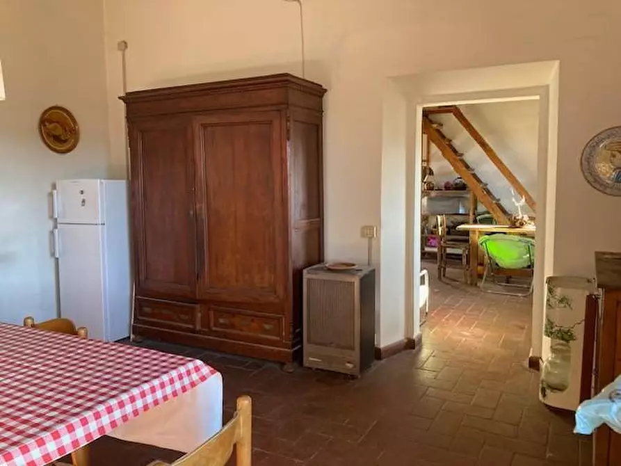 Immagine 12 di Rustico / casale in vendita  a Vicopisano