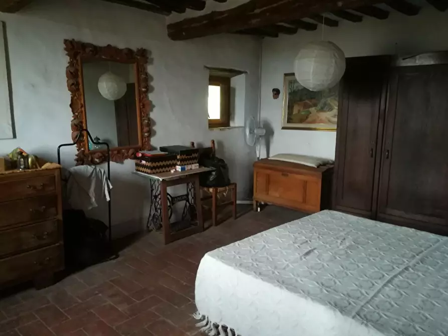 Immagine 9 di Rustico / casale in vendita  a Vicopisano
