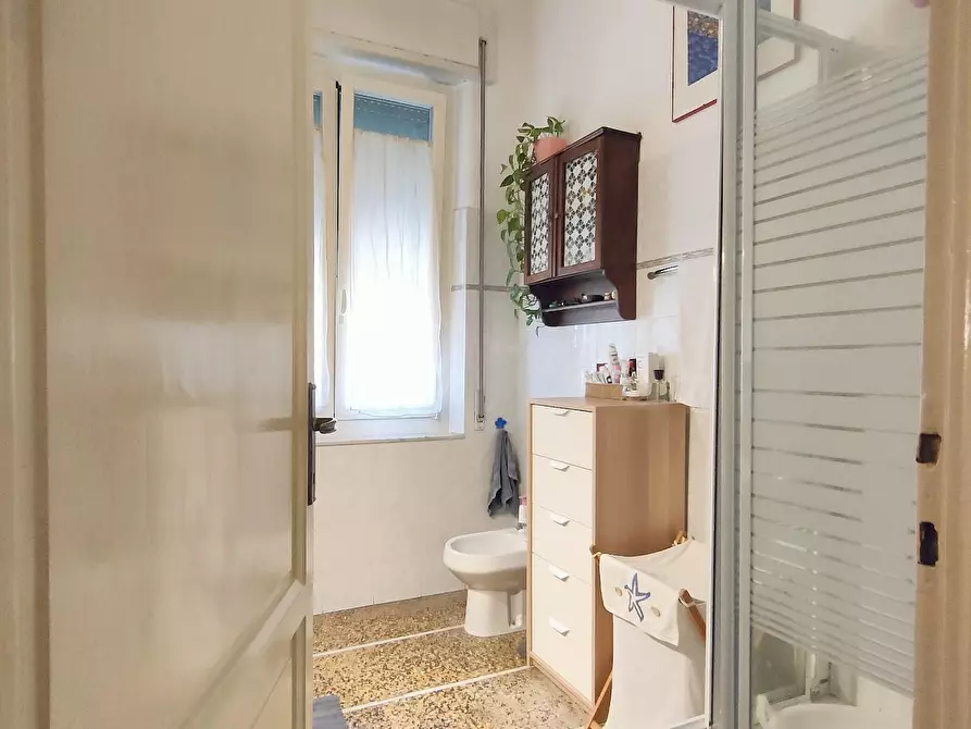 Immagine 17 di Appartamento in vendita  a Pisa