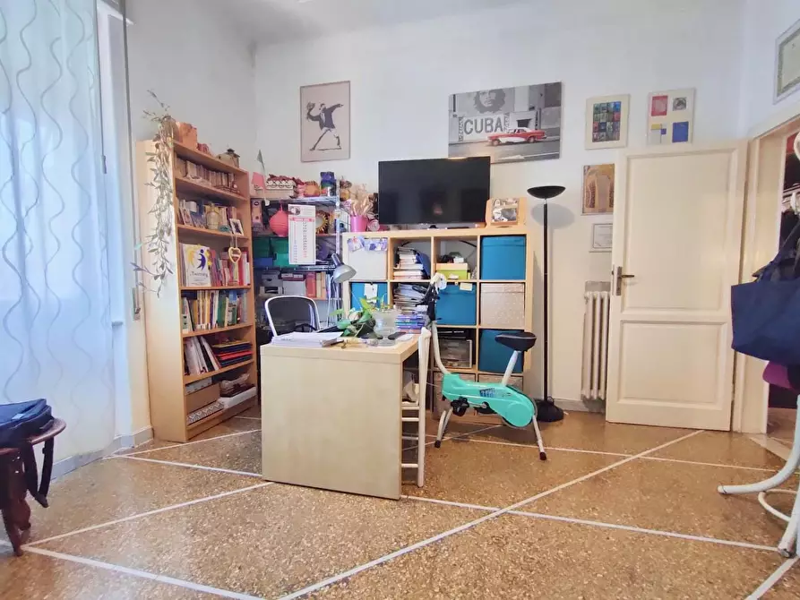 Immagine 32 di Appartamento in vendita  a Pisa