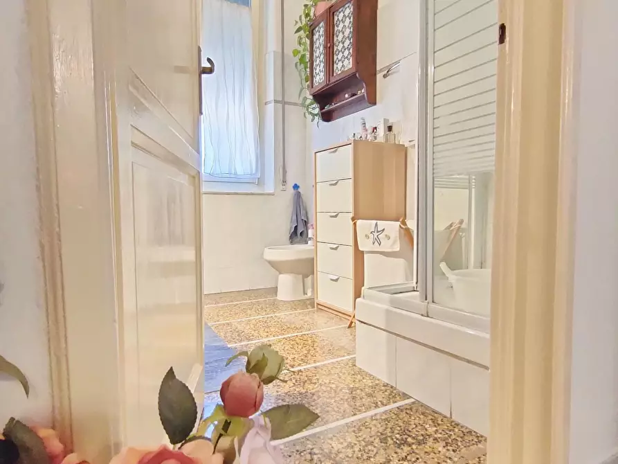 Immagine 16 di Appartamento in vendita  a Pisa