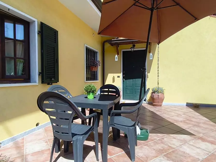 Immagine 3 di Casa semindipendente in vendita  a Carrara
