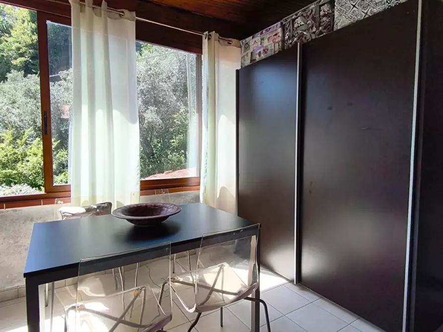 Immagine 21 di Casa semindipendente in vendita  a Carrara