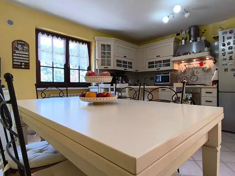 Immagine 7 di Casa semindipendente in vendita  a Carrara