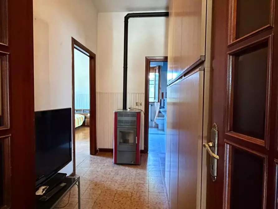 Immagine 21 di Casa indipendente in vendita  a Carmignano