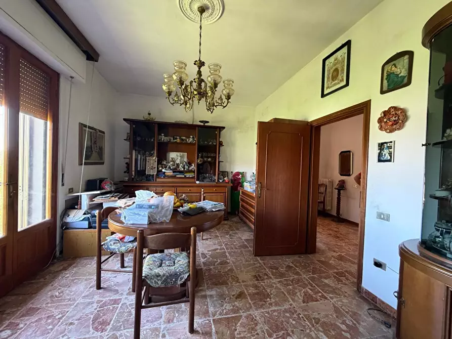 Immagine 6 di Casa indipendente in vendita  a Carmignano