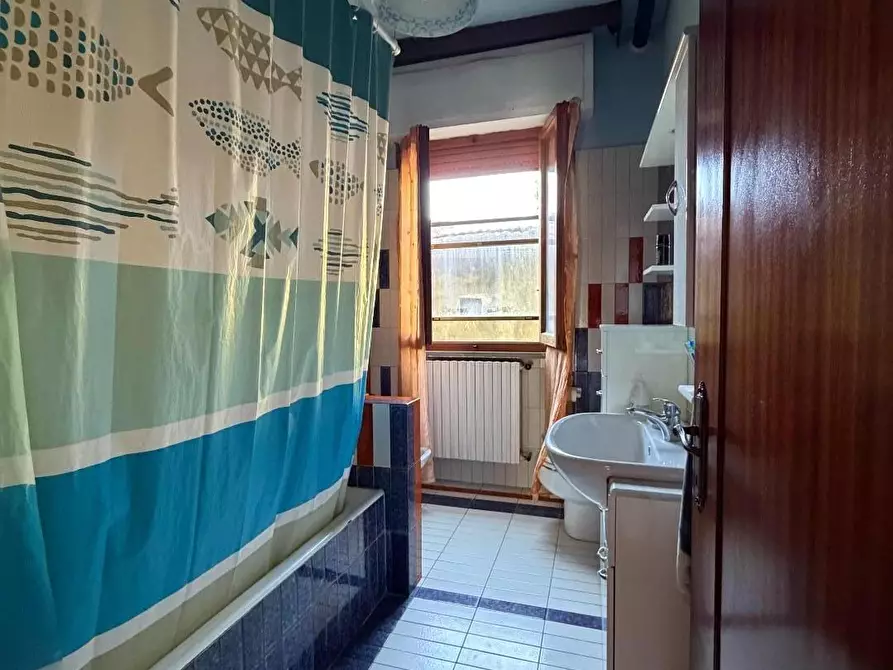 Immagine 24 di Casa indipendente in vendita  a Carmignano
