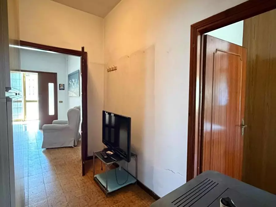 Immagine 27 di Casa indipendente in vendita  a Carmignano