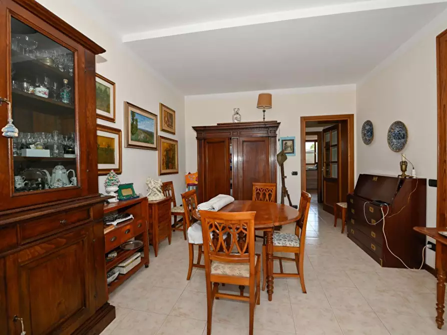 Immagine 22 di Villa in vendita  a San Giuliano Terme