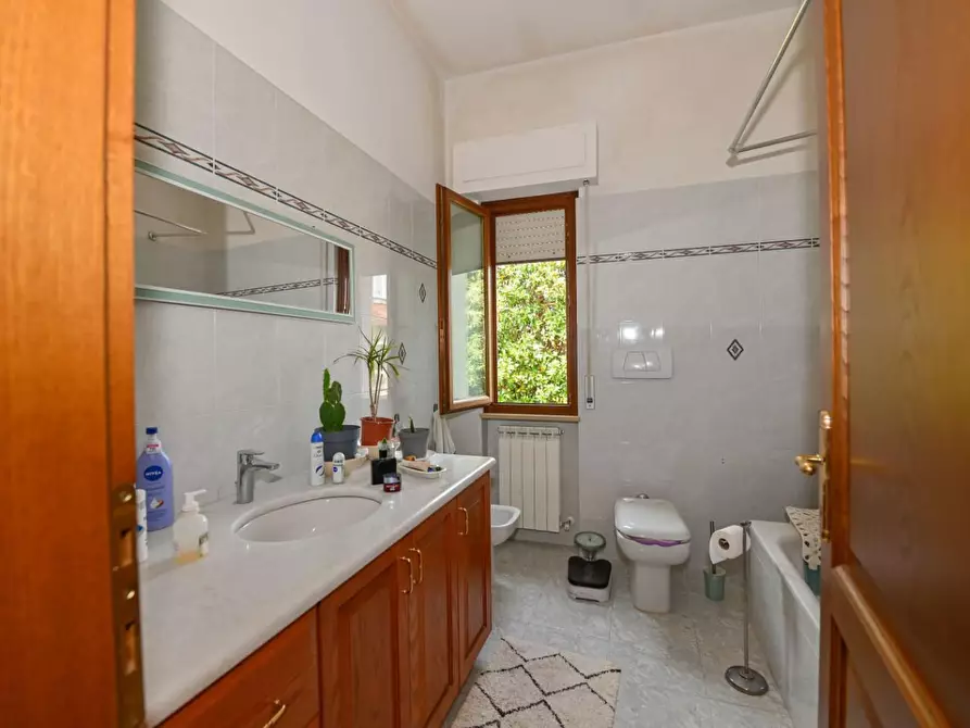 Immagine 38 di Villa in vendita  a San Giuliano Terme