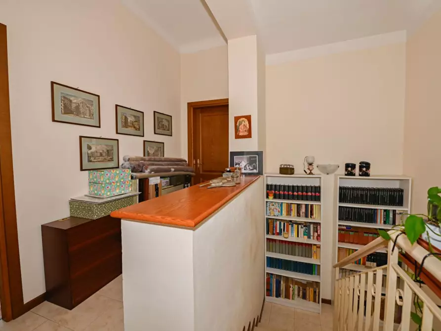 Immagine 33 di Villa in vendita  a San Giuliano Terme