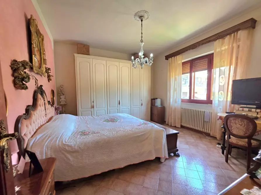 Immagine 29 di Casa indipendente in vendita  a Vecchiano