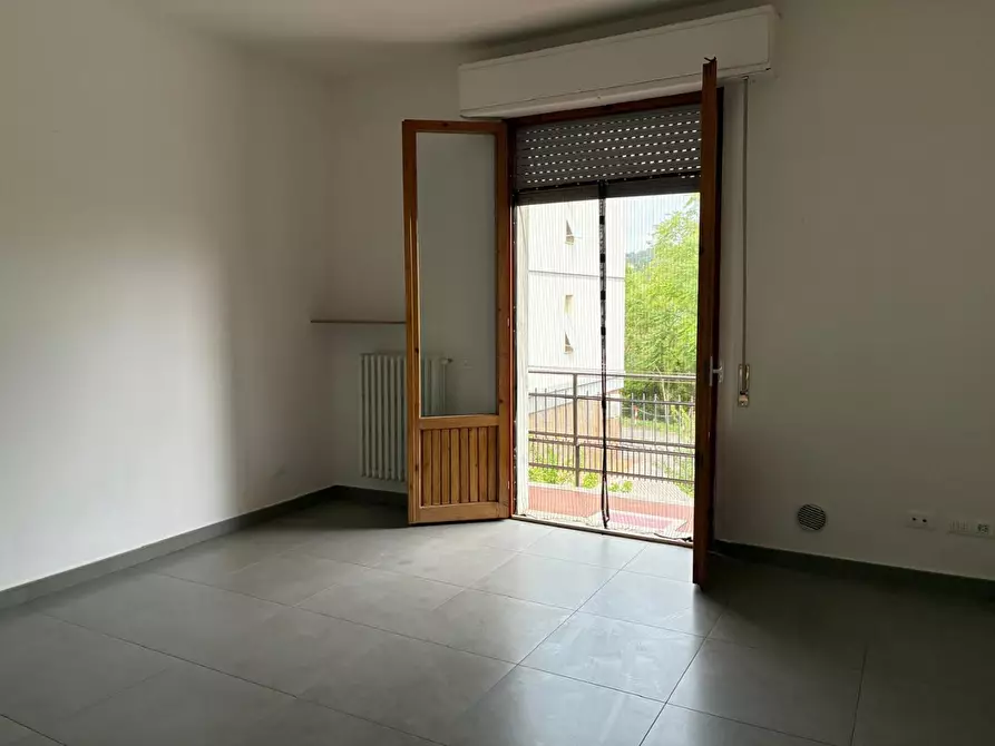 Immagine 2 di Appartamento in vendita  a Poggibonsi