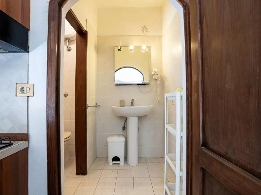 Immagine 10 di Villa in vendita  a San Gimignano