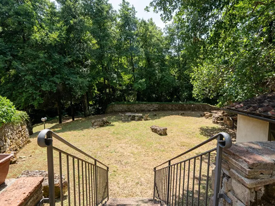 Immagine 41 di Villa in vendita  a San Gimignano