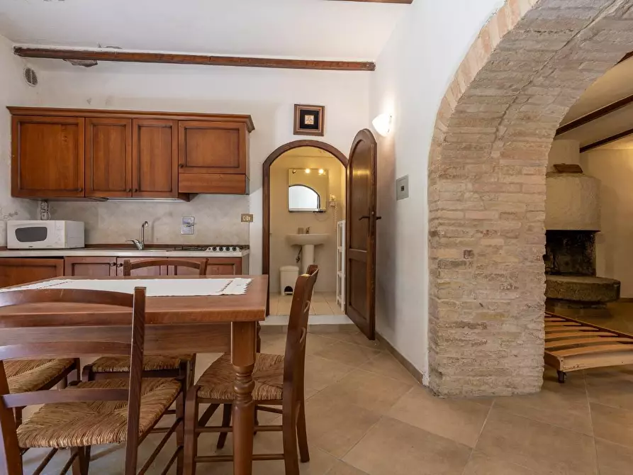 Immagine 6 di Villa in vendita  a San Gimignano
