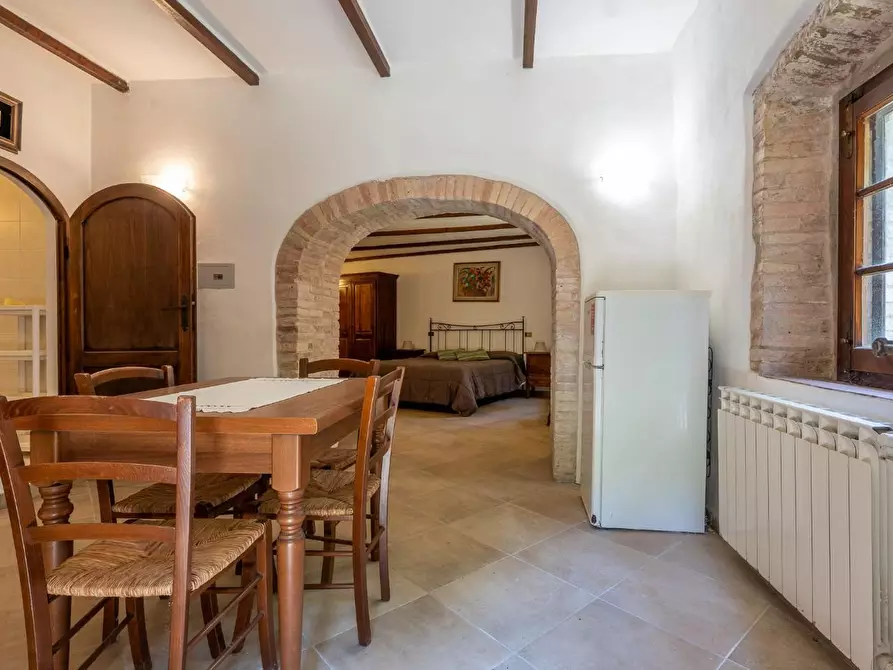 Immagine 7 di Villa in vendita  a San Gimignano