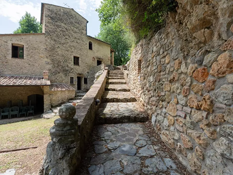 Immagine 4 di Villa in vendita  a San Gimignano