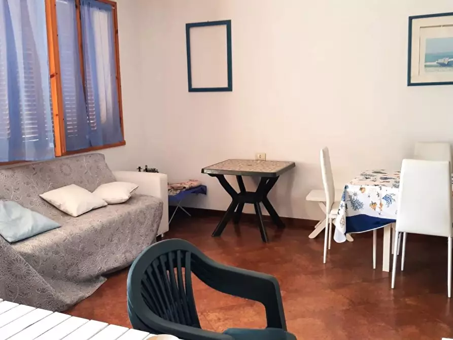 Immagine 15 di Appartamento in vendita  a Massa