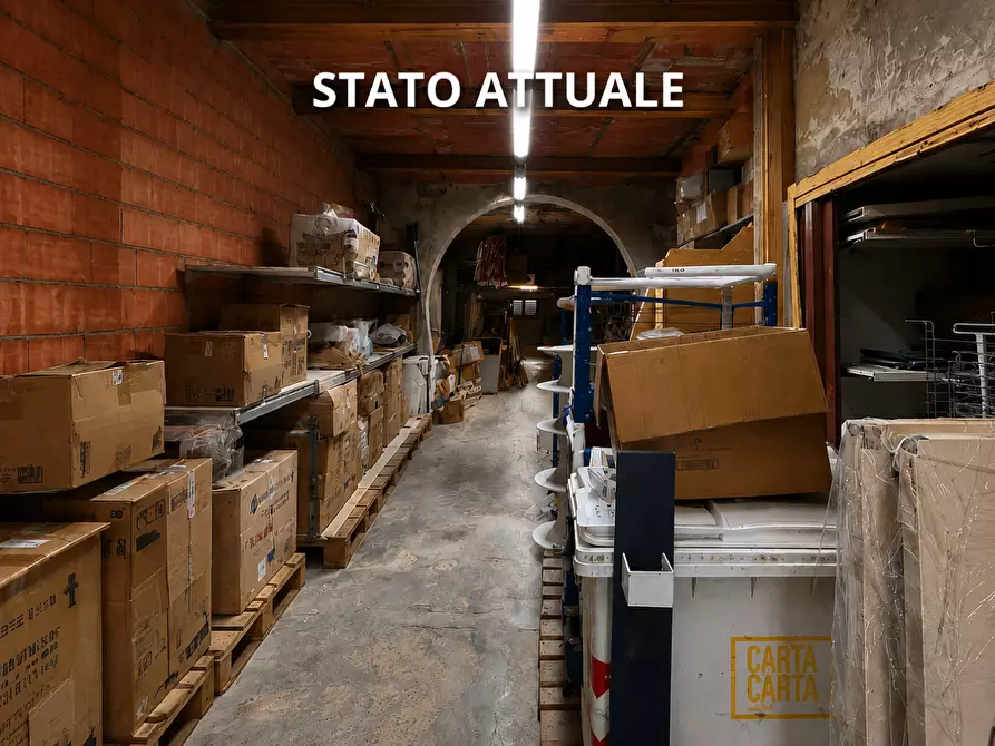 Immagine 1 di Magazzino in vendita  a Empoli