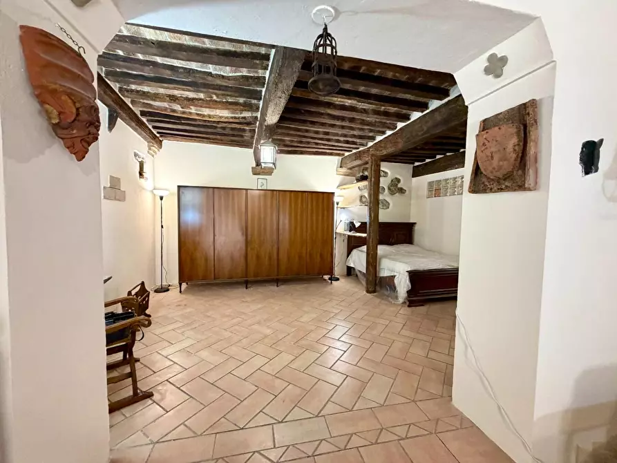 Immagine 9 di Appartamento in vendita  a Chianni