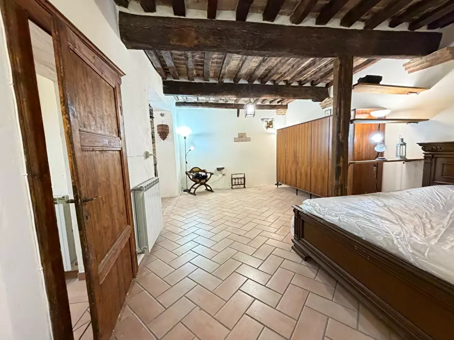 Immagine 16 di Appartamento in vendita  a Chianni