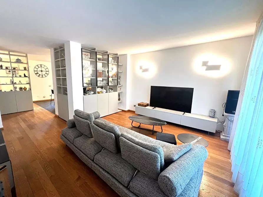 Immagine 3 di Casa bifamiliare in vendita  a Montelupo Fiorentino