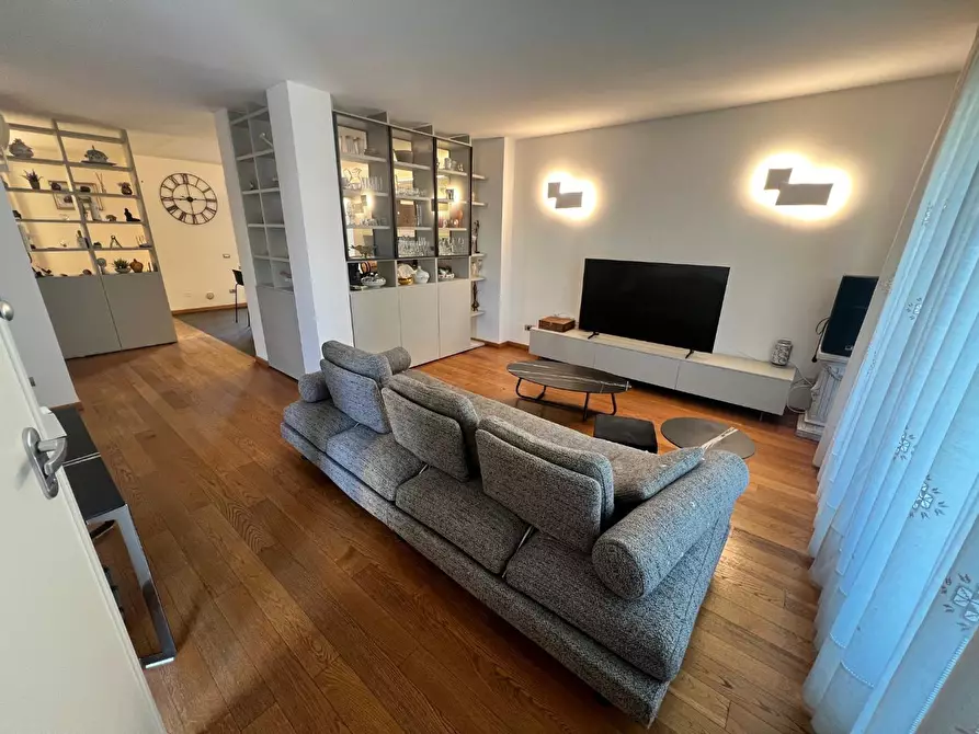 Immagine 1 di Casa bifamiliare in vendita  a Montelupo Fiorentino