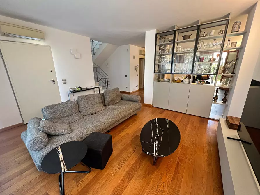 Immagine 4 di Casa bifamiliare in vendita  a Montelupo Fiorentino
