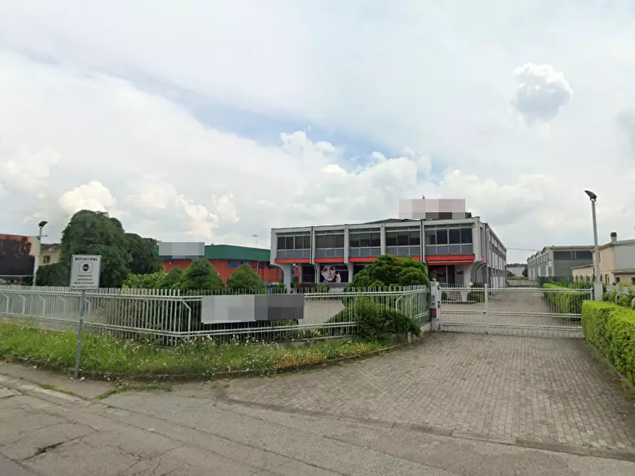 Immagine 1 di Capannone industriale in vendita  a Burolo