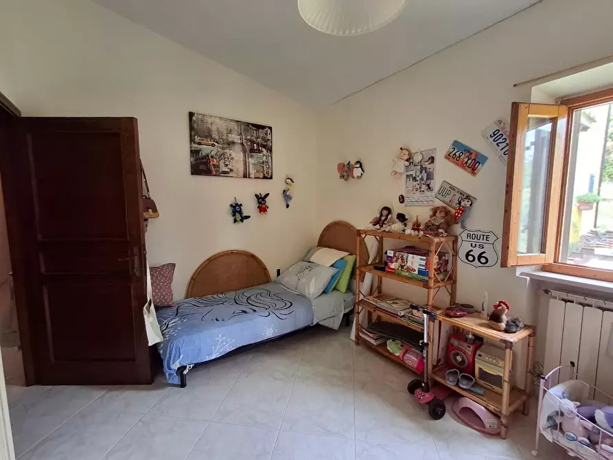 Immagine 11 di Appartamento in vendita  a Capraia E Limite