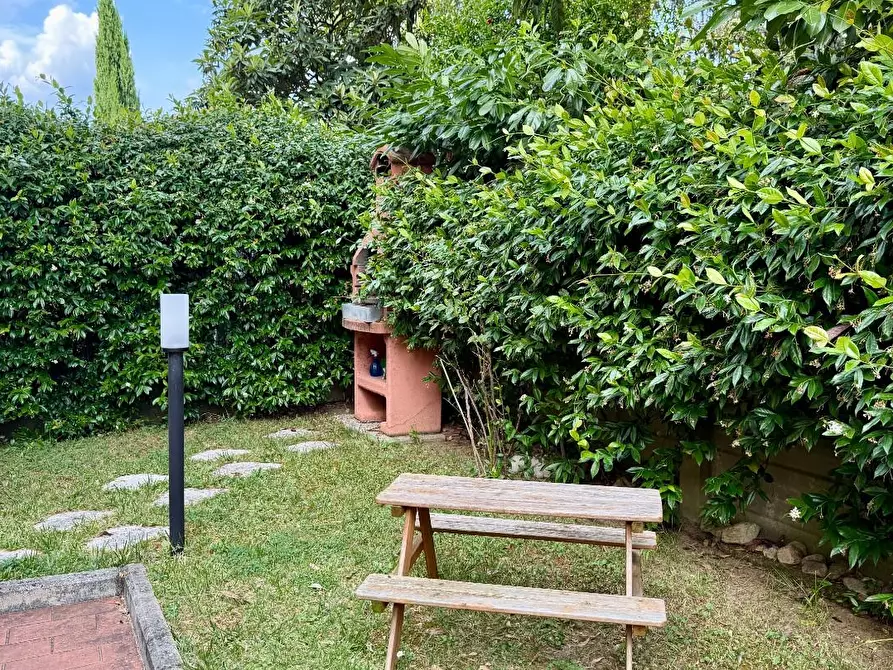 Immagine 10 di Appartamento in vendita  a Scandicci