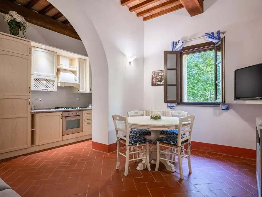 Immagine 1 di Appartamento in vendita  a Palaia