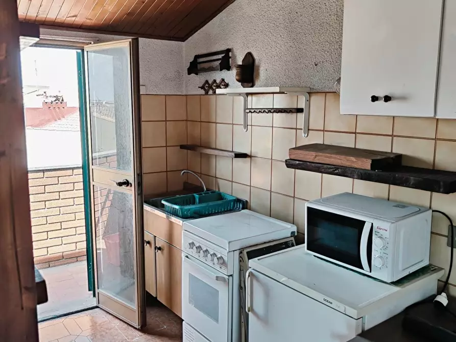 Immagine 5 di Appartamento in vendita  a Livorno