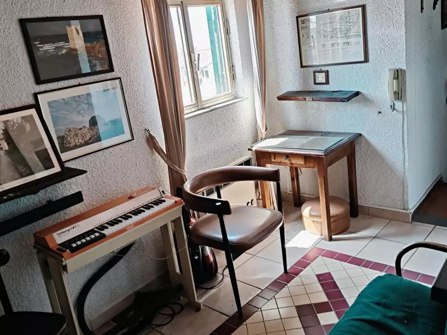 Immagine 2 di Appartamento in vendita  a Livorno