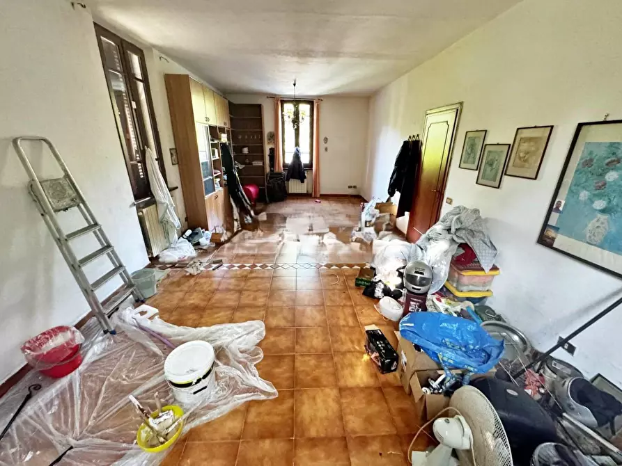 Immagine 2 di Villa in vendita  a Seravezza