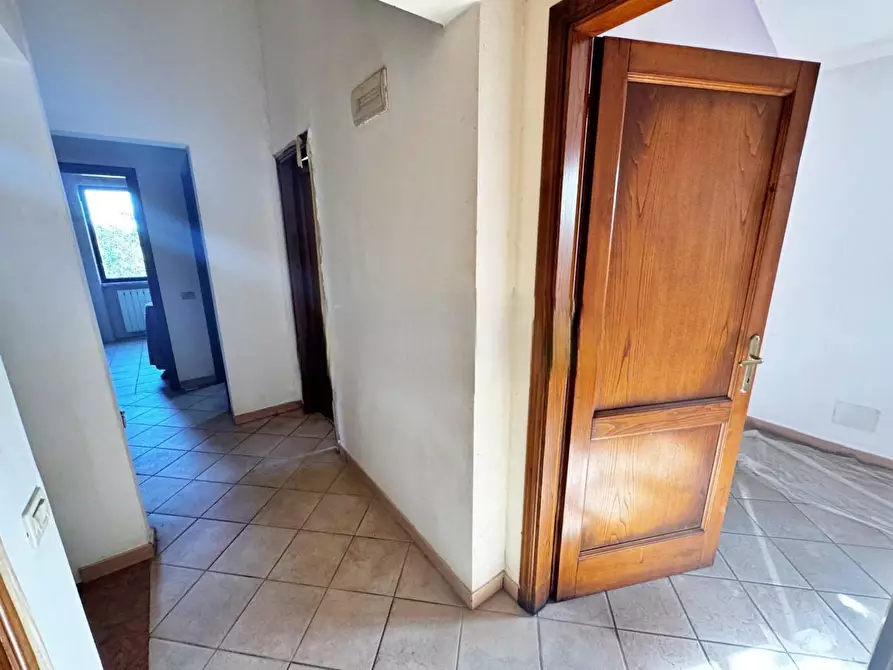Immagine 17 di Villa in vendita  a Seravezza