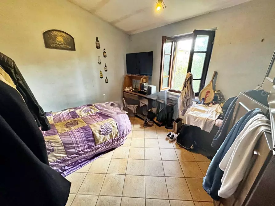 Immagine 13 di Villa in vendita  a Seravezza