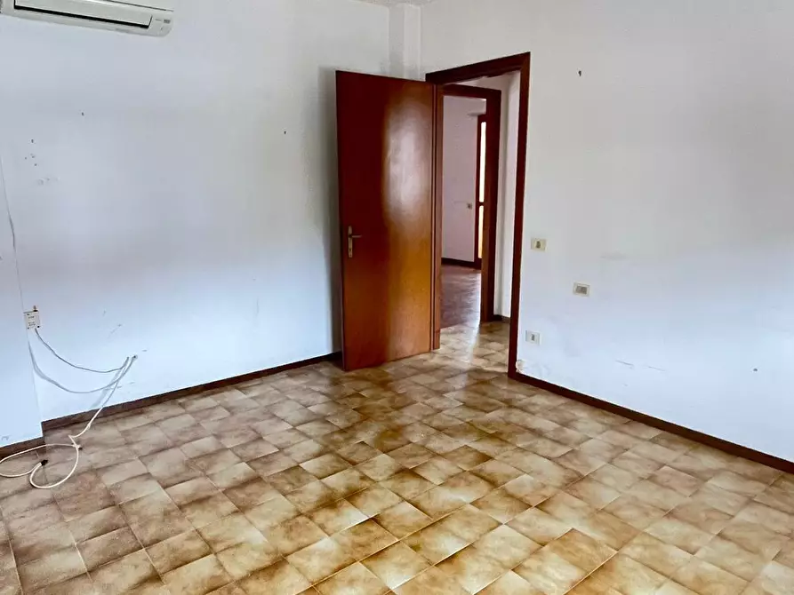 Immagine 7 di Appartamento in vendita  a Cascina
