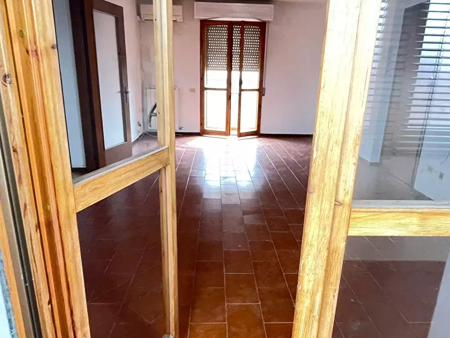 Immagine 4 di Appartamento in vendita  a Cascina