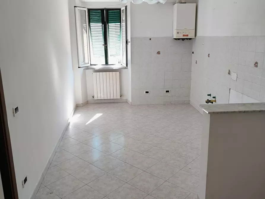 Immagine 3 di Appartamento in vendita  a Livorno