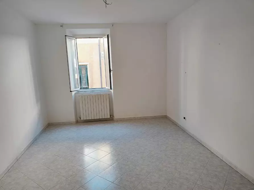 Immagine 7 di Appartamento in vendita  a Livorno
